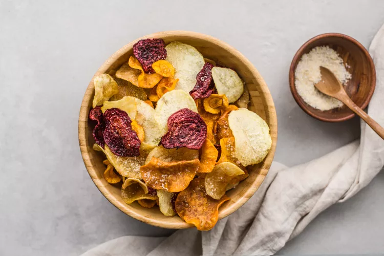 Chips de vegetales caseros